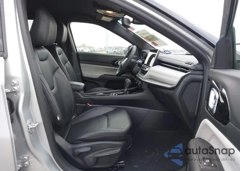 2026 Jeep Compass Limited z USA, uszkodzony, nr VIN 3C4NJDCN8TT177971